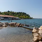 Floating Sea House Shark 3 Portorož