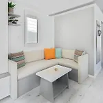 Lejlighed Floating Sea House Shark 3 *