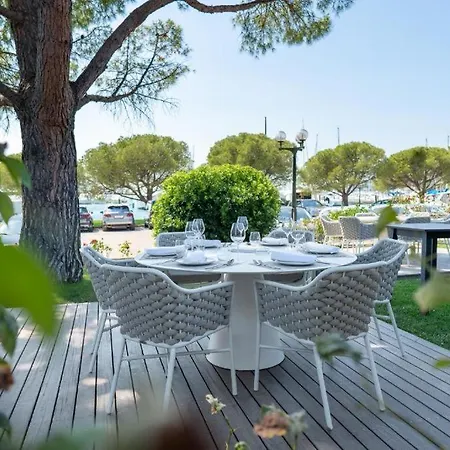 Lägenhet Floating Sea House Shark 3 *