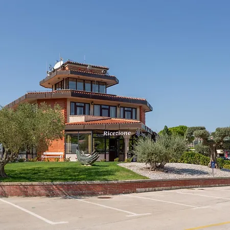 Apartamento Floating Sea House Shark 3