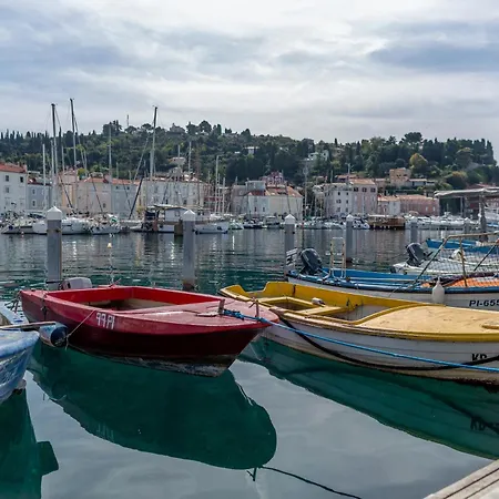 Floating Sea House Shark 3 Lejlighed *