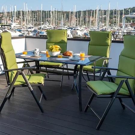 Floating Sea House Shark 3 Portorož