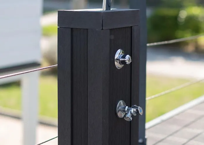 Floating Sea House Shark 3 * Portorož