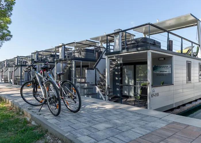 Floating Sea House Shark 3 Appartement *