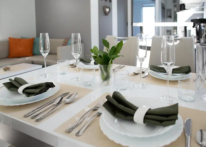 Daire Floating Sea House Shark 3 *